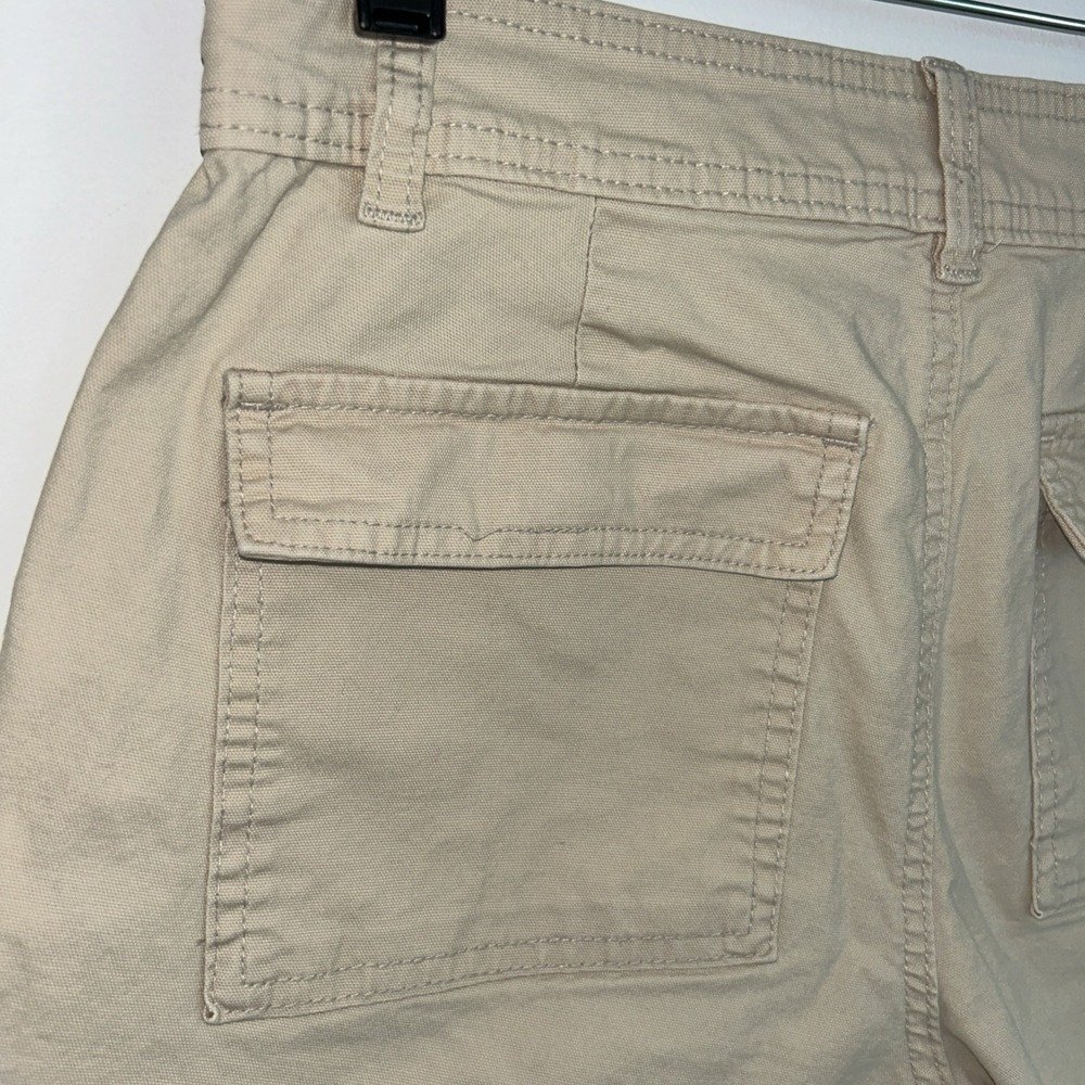 A New Day Women Tan Khaki High Rise Utility Stretch Shorts Size 6 Front Pockets - Picture 6 of 6